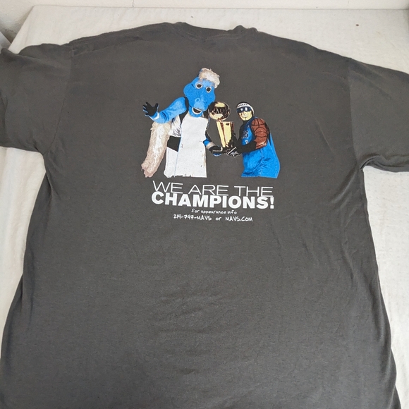 Dallas Mavericks 2011 Vintage Tee NBA Championship XL (with Mascots on back) - Picture 7 of 8